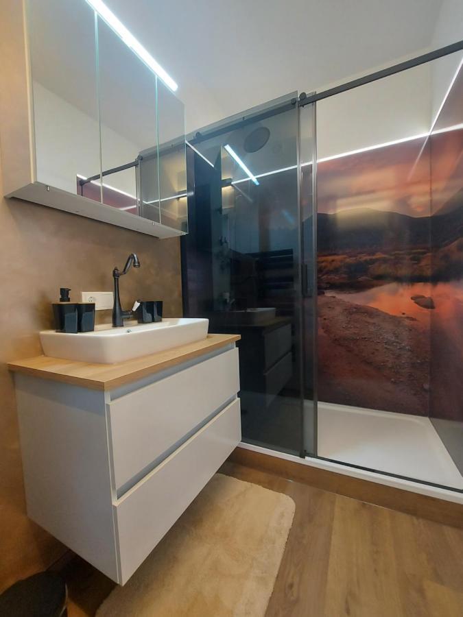 Auszeit Steiraland 8 Mit Ueberdachten Balkon Und Parkplatz Leoben  Exteriör bild